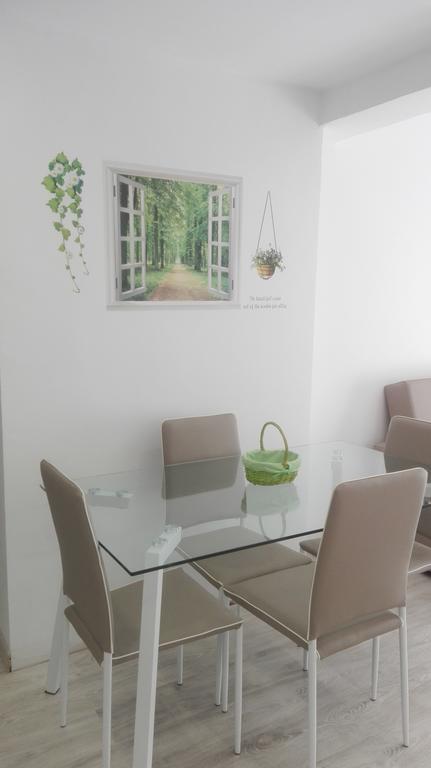 Apartamento Jardin De Ayora Βαλένθια Εξωτερικό φωτογραφία